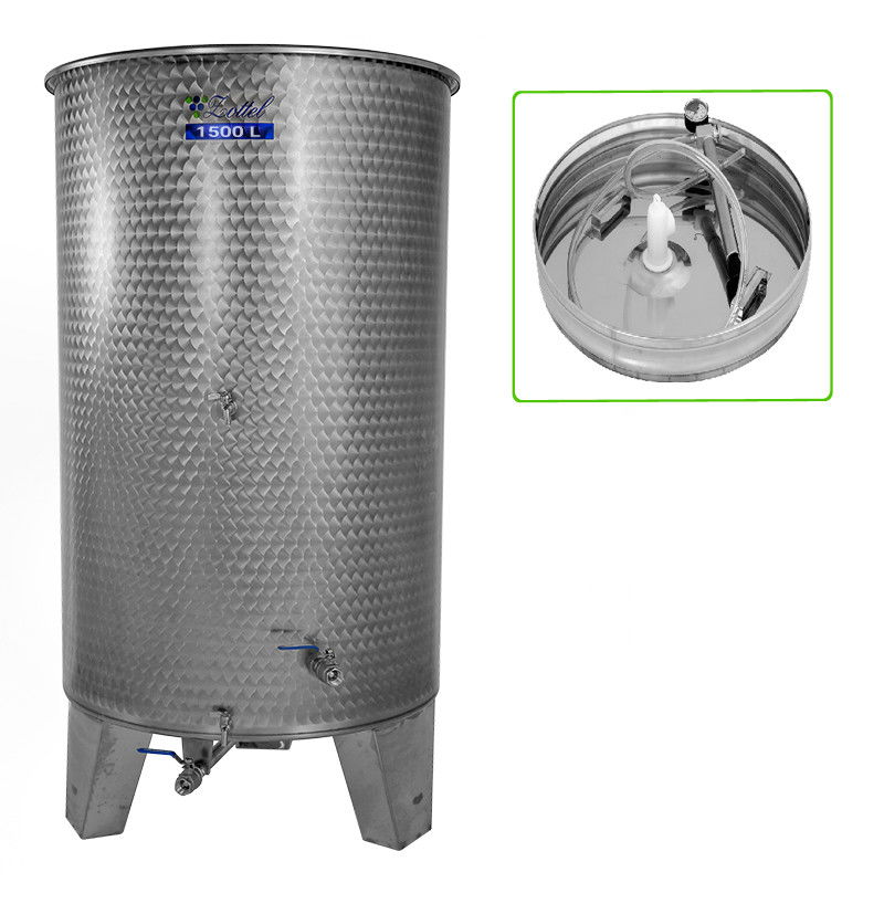 Úszófedeles INOX bortartály, 1500 l - 4 csapos, pumpás szettel termék fő termékképe